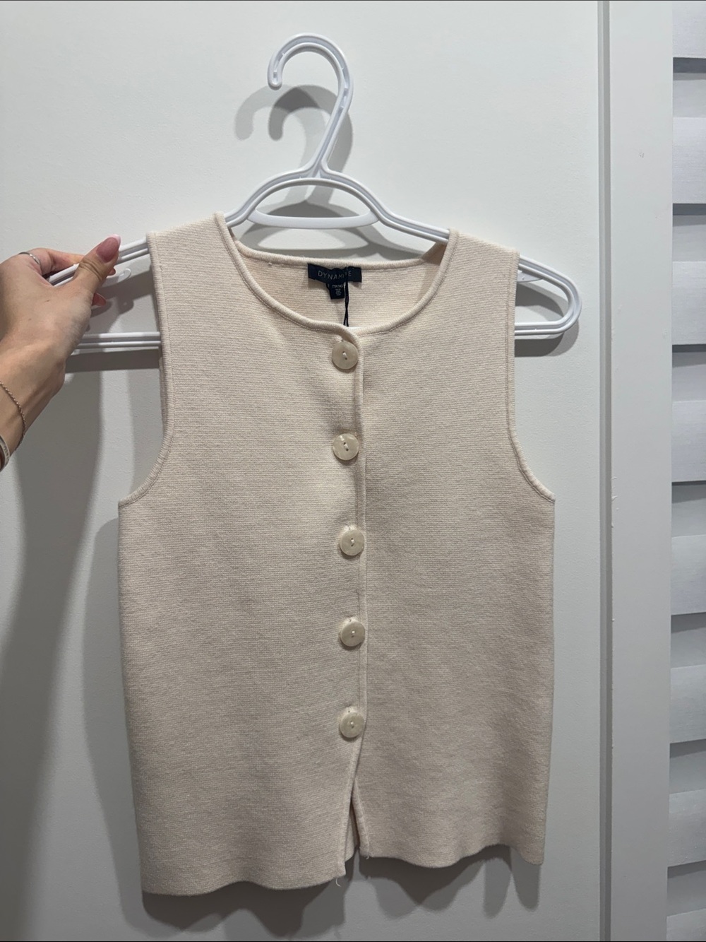 Dynamite Ivory Button-Front Sleeveless Knit Top